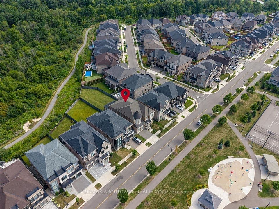 2359 Saw Whet Boulevard, Oakville, ON L6M 5M8 – photo 2