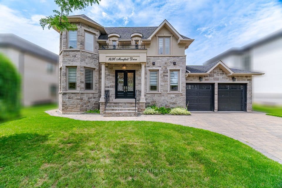 1496 Mansfield Drive, Oakville, ON L6H 1K4 – photo 2