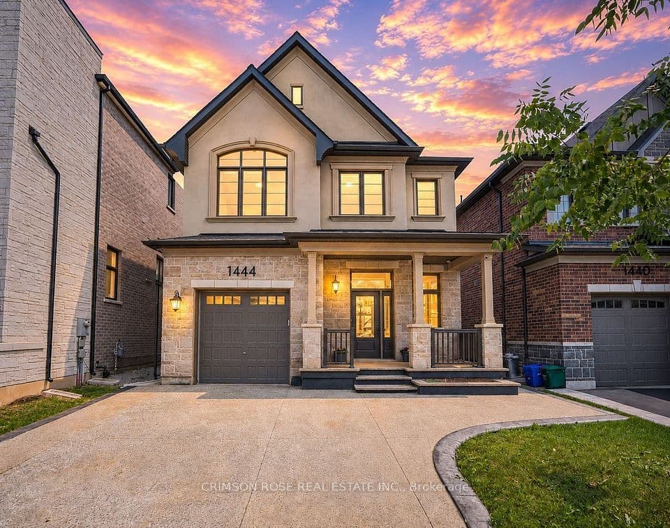 1444 Varelas Passage, Oakville, ON L6H 3S3 – main photo