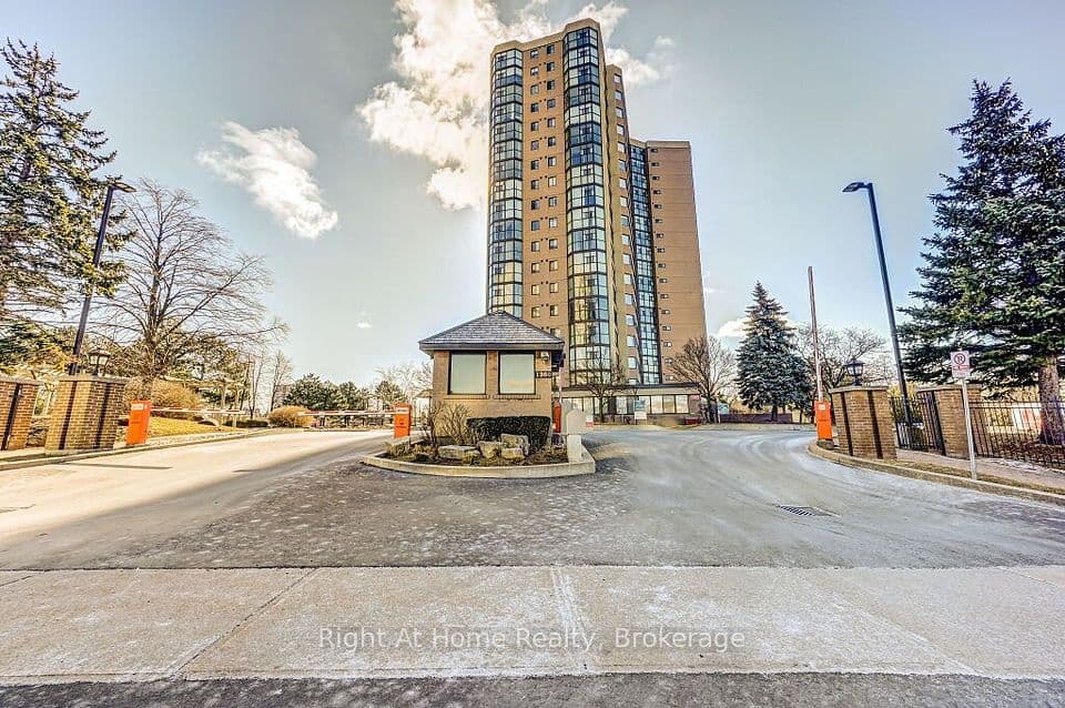 1360 Rathburn Road E 1509, Mississauga, ON L4W 4H4 – main photo