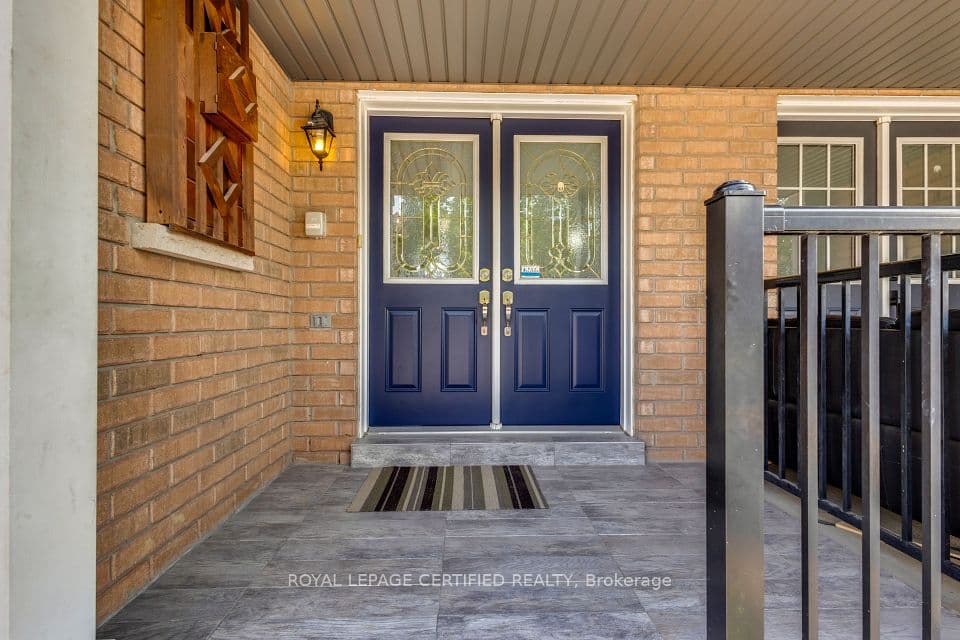 56 Pefferlaw Circle, Brampton, ON L6Y 0K1 – photo 3