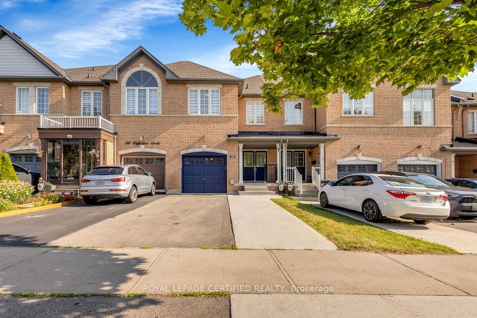 56 Pefferlaw Circle, Brampton, ON L6Y 0K1 – main photo