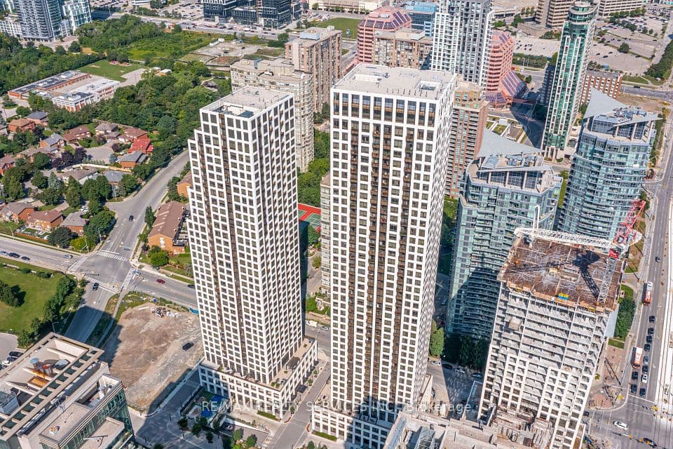 36 Elm Drive 2909, Mississauga, ON L5B 0N3 – photo 2