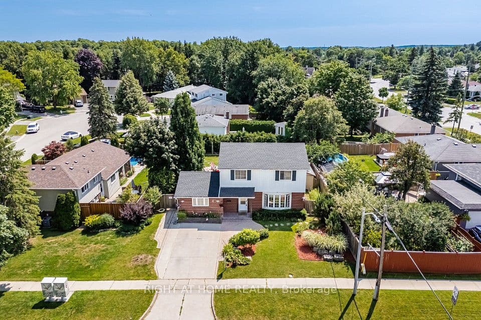 4 Rosefield Drive, Halton Hills, ON L7G 4R1 – photo 2