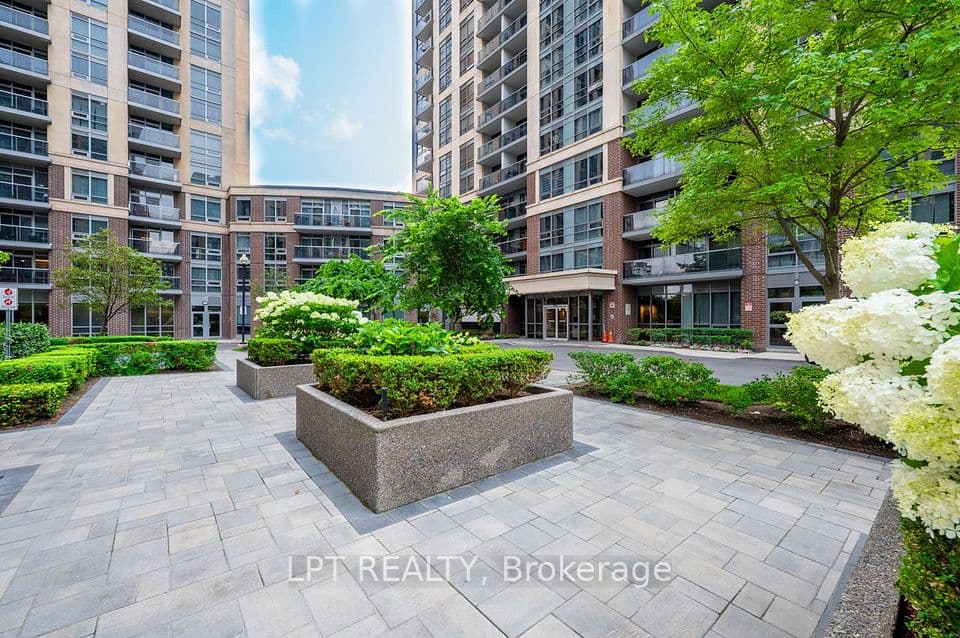1 Michael Power Place 1513, Toronto, ON M9A 0A1 – photo 3