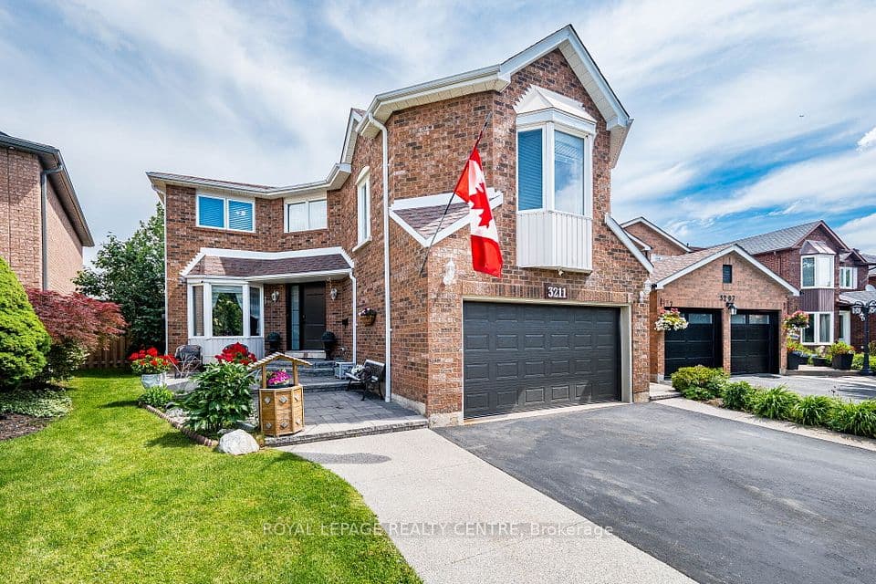 3211 Dovetail Mews, Mississauga, ON L5L 5K4 – photo 2