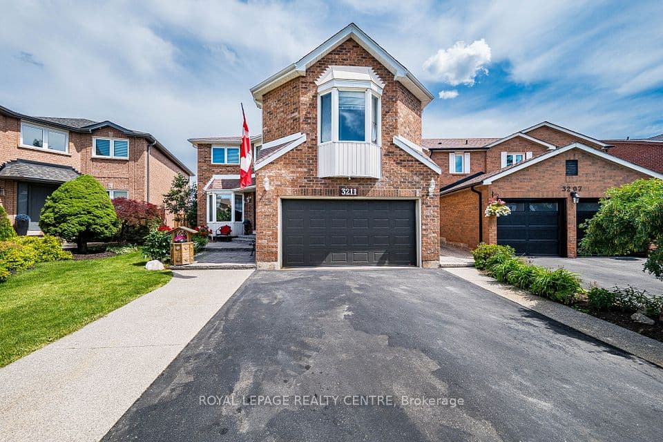 3211 Dovetail Mews, Mississauga, ON L5L 5K4 – main photo