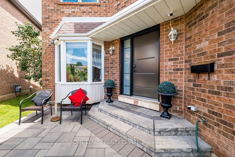 3211 Dovetail Mews, Mississauga, ON L5L 5K4 – photo 3