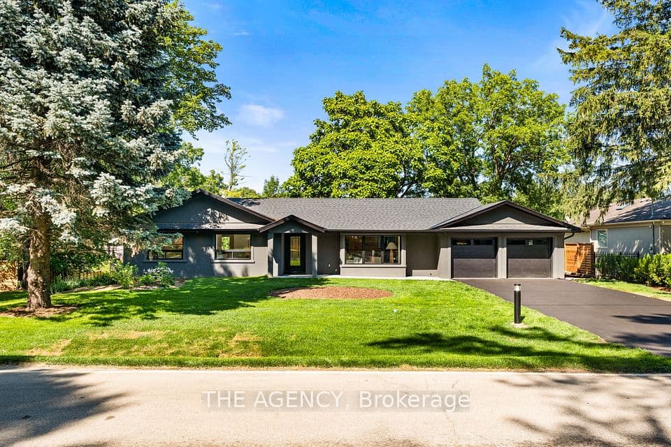 201 Trelawn Avenue, Oakville, ON L6J 4R3 – main photo