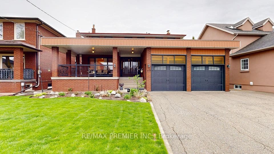 55 Chiswick Avenue, Toronto, ON M6E 1A1 – main photo