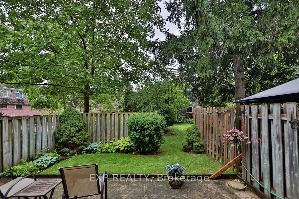 2145 Sherobee Road 86, Mississauga, ON L5A 3G8 – photo 2