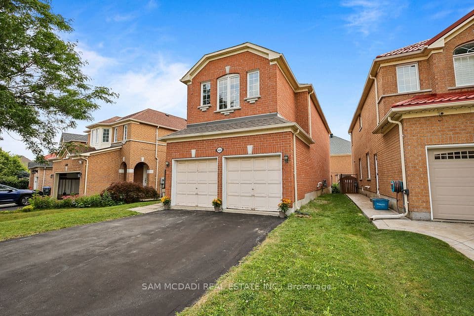 6426 Valiant Heights, Mississauga, ON L5W 1E2 – main photo