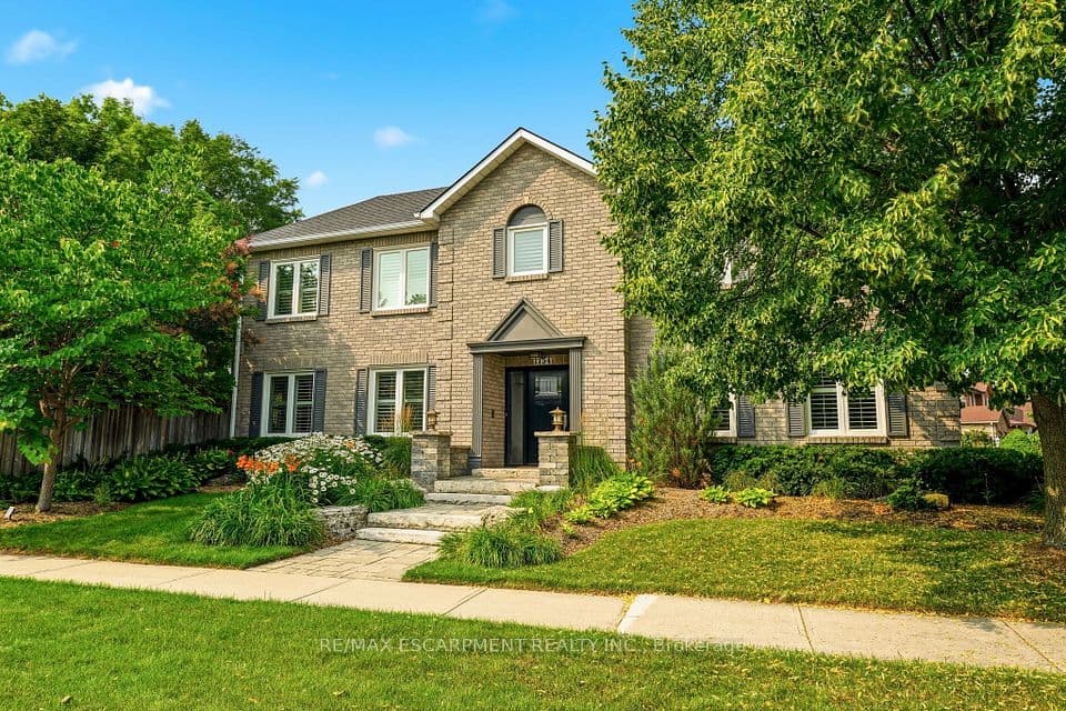 1154 Windrush Drive, Oakville, ON L6M 1T8 – main photo