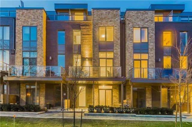 7 Godfrey's Lane, Mississauga, ON L5H 2T1 – main photo