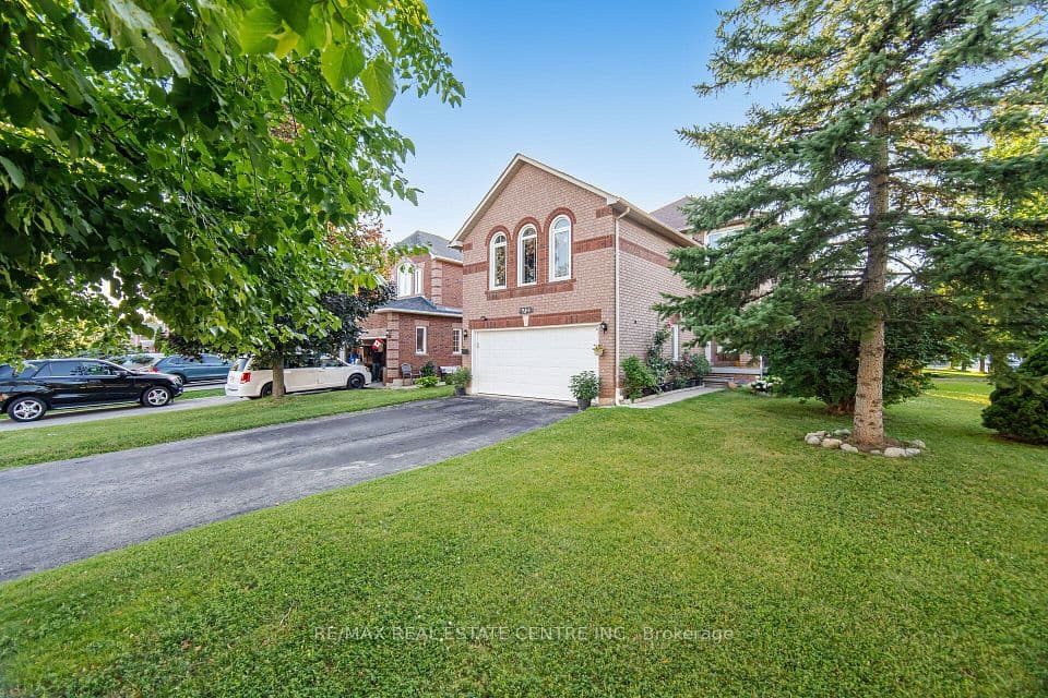 3725 Althorpe Circle, Mississauga, ON L5N 7G5 – main photo