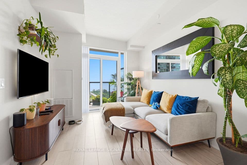 38 Annie Craig Drive 2403, Toronto, ON M8V 0G9 – photo 2
