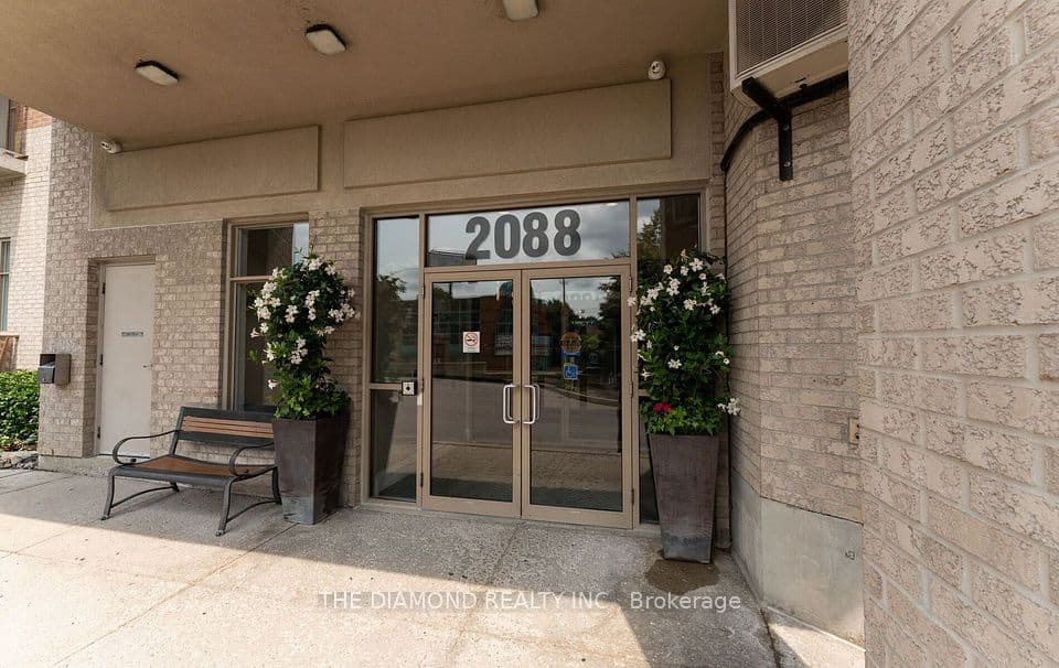 2088 W Lawrence Avenue W 907, Toronto, ON M9N 3Z9 – photo 2