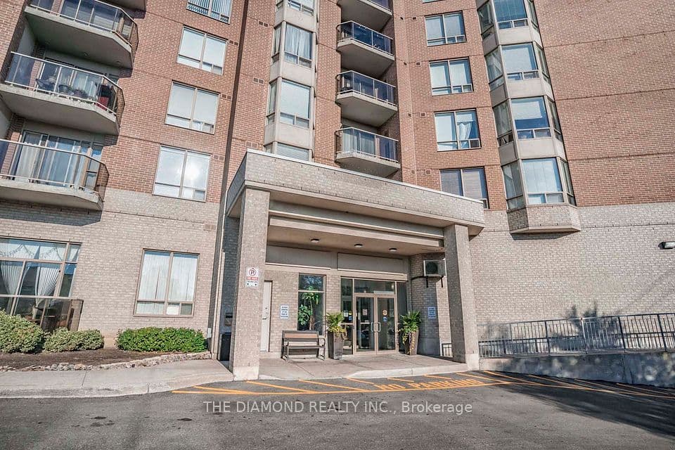 2088 W Lawrence Avenue W 907, Toronto, ON M9N 3Z9 – main photo