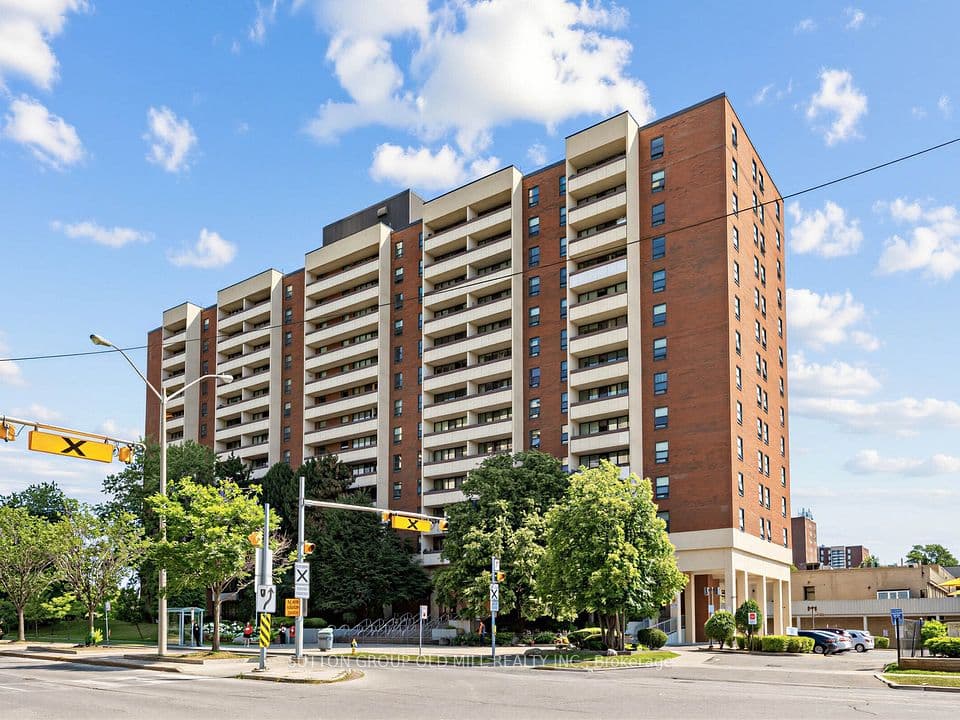 455 Sentinel Road 1001, Toronto, ON M3J 1V5 – main photo