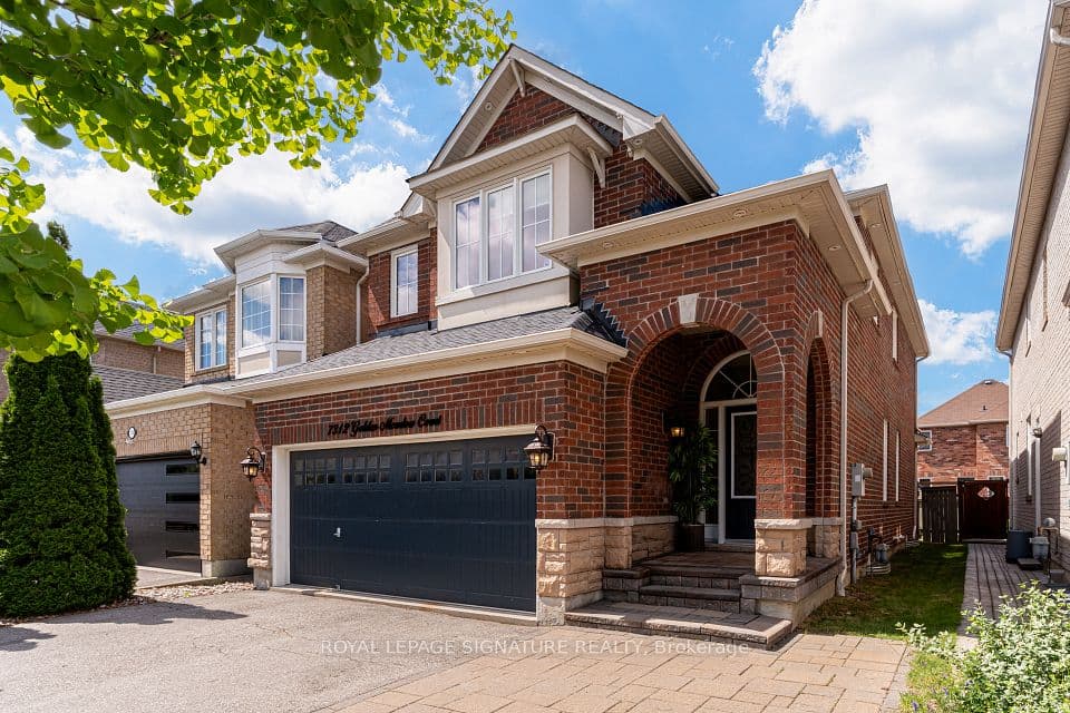 7312 Golden Meadow Court, Mississauga, ON L5W 0B8 – photo 2