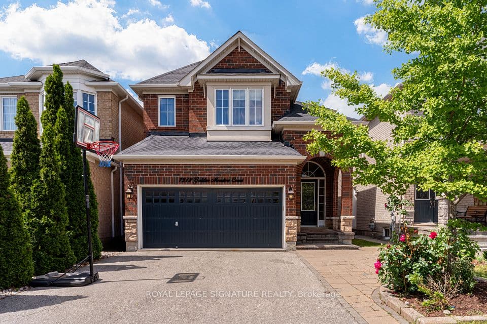 7312 Golden Meadow Court, Mississauga, ON L5W 0B8 – main photo