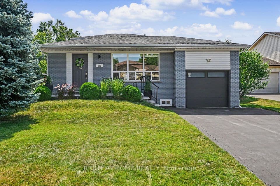 461 Withnell Crescent, Oakville, ON L6L 3M1 – photo 2