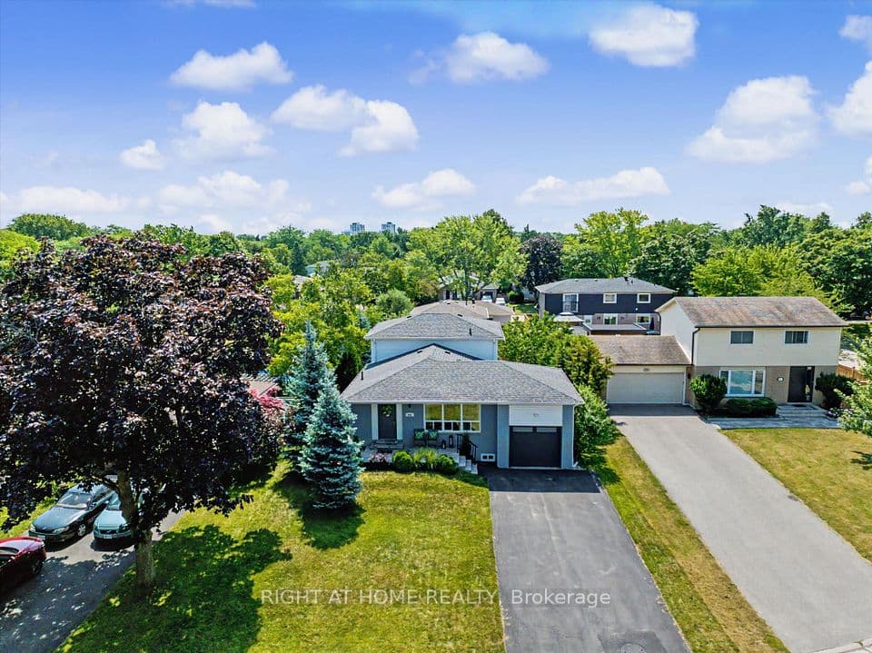461 Withnell Crescent, Oakville, ON L6L 3M1 – main photo