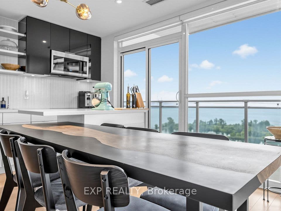 33 Shore Breeze Drive 1910, Toronto, ON M8V 0G1 – photo 2