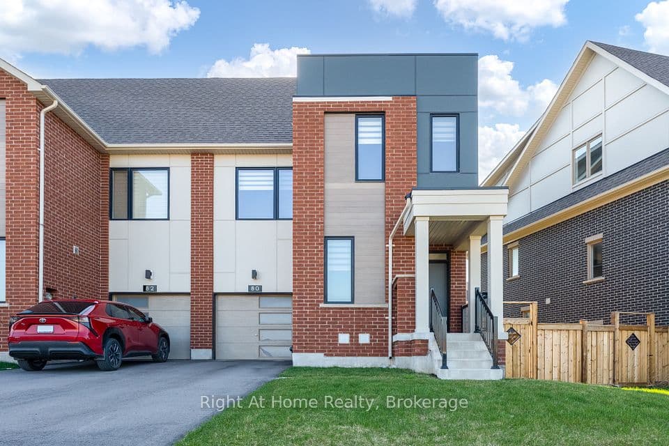 80 Settlers Road E, Oakville, ON L6H 0Y8 – main photo