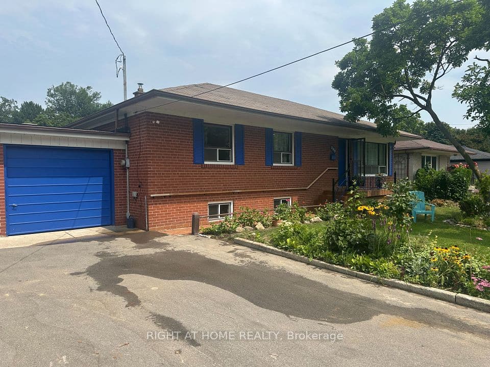 309 Queen Mary Drive, Oakville, ON L6K 3L5 – photo 3