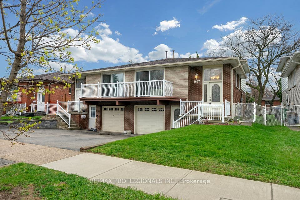 1877 Silverberry Crescent, Mississauga, ON L5J 1C8 – main photo