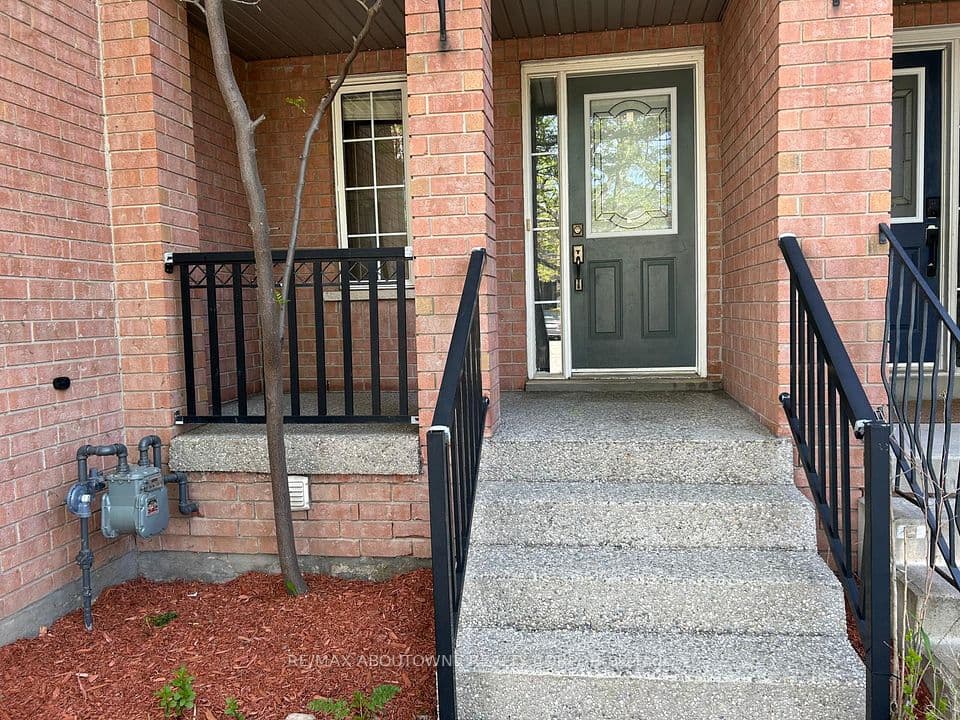 2473 Lazio Lane, Oakville, ON L6M 4P7 – photo 3
