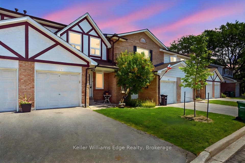 333 Meadows Boulevard 23, Mississauga, ON L4Z 1G9 – photo 2