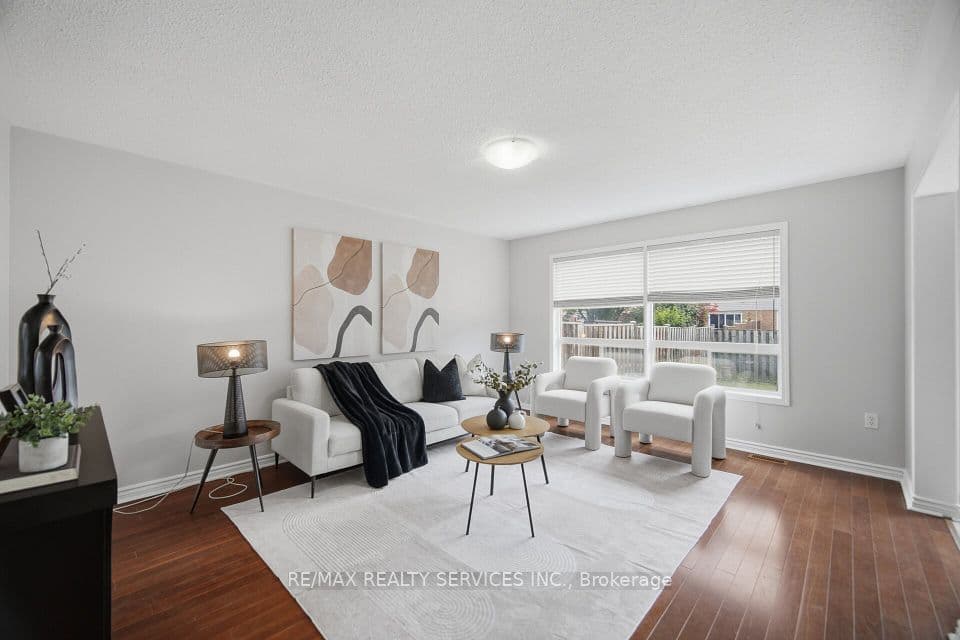 9 Ollie Avenue, Brampton, ON L6X 0M8 – photo 3