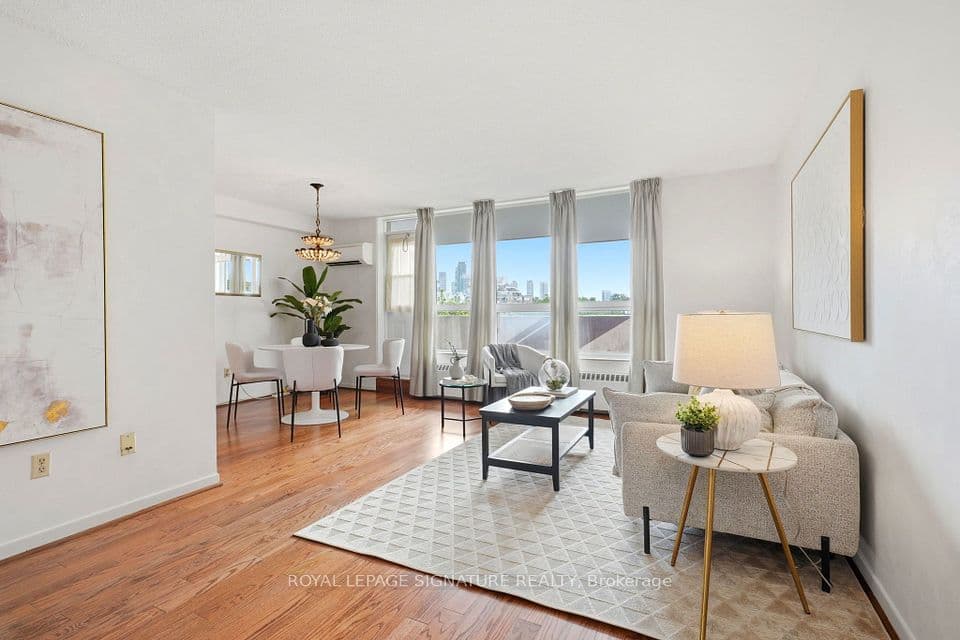 45 Southport Street 502, Toronto, ON M6S 3N5 – main photo