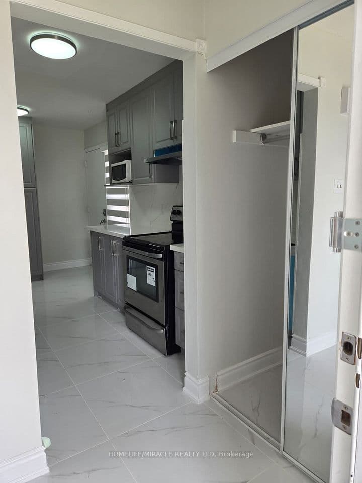 505 Silverstone Drive, Toronto, ON M9V 4G8 – photo 3