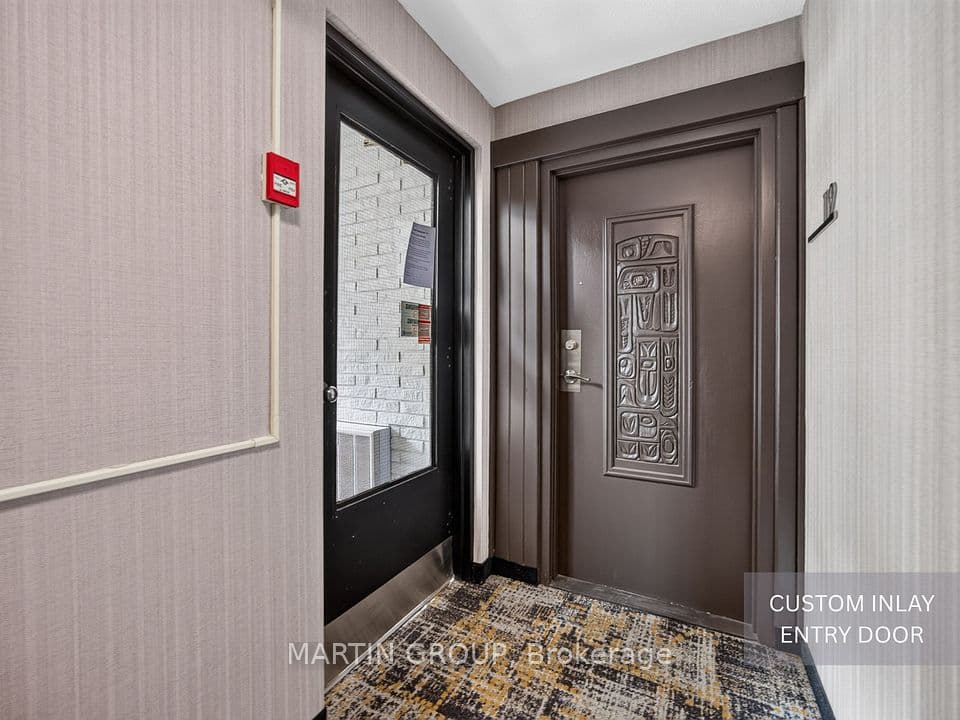 1050 Falgarwood Drive 112, Oakville, ON L6H 2P3 – photo 3