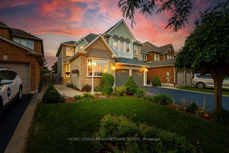 82 Miller Drive, Halton Hills, ON L7G 5T2 – main photo