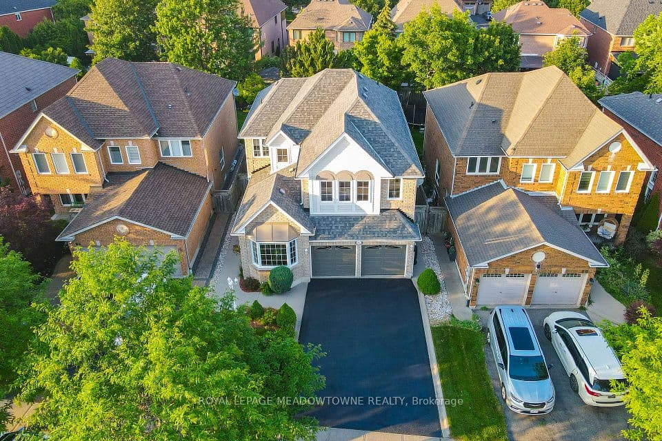 82 Miller Drive, Halton Hills, ON L7G 5T2 – photo 3