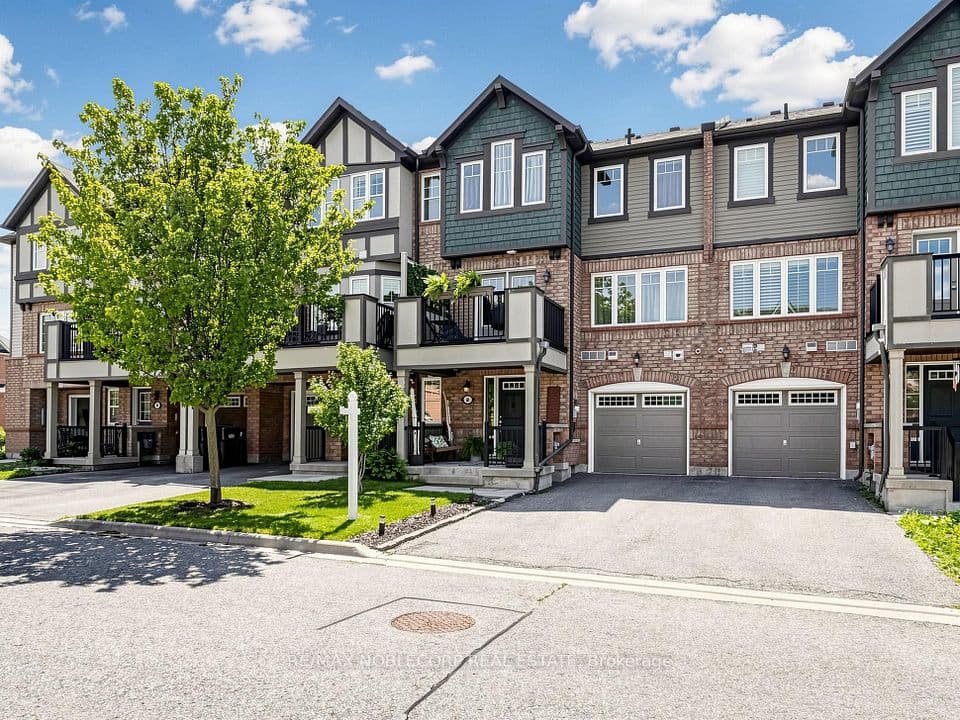 8 Deancrest Road, Brampton, ON L7A 0W1 – photo 2