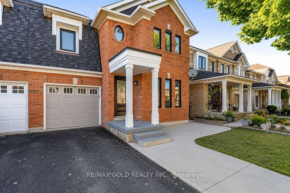 61 Saintsbury Crescent, Brampton, ON L6R 2V9 – photo 3