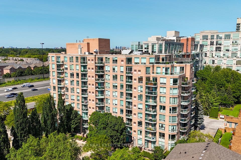 190 Manitoba Street 706, Toronto, ON M8Y 3Y8 – photo 3