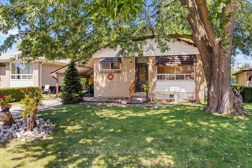 25 Hardwick Court, Toronto, ON M9C 4G5 – photo 2