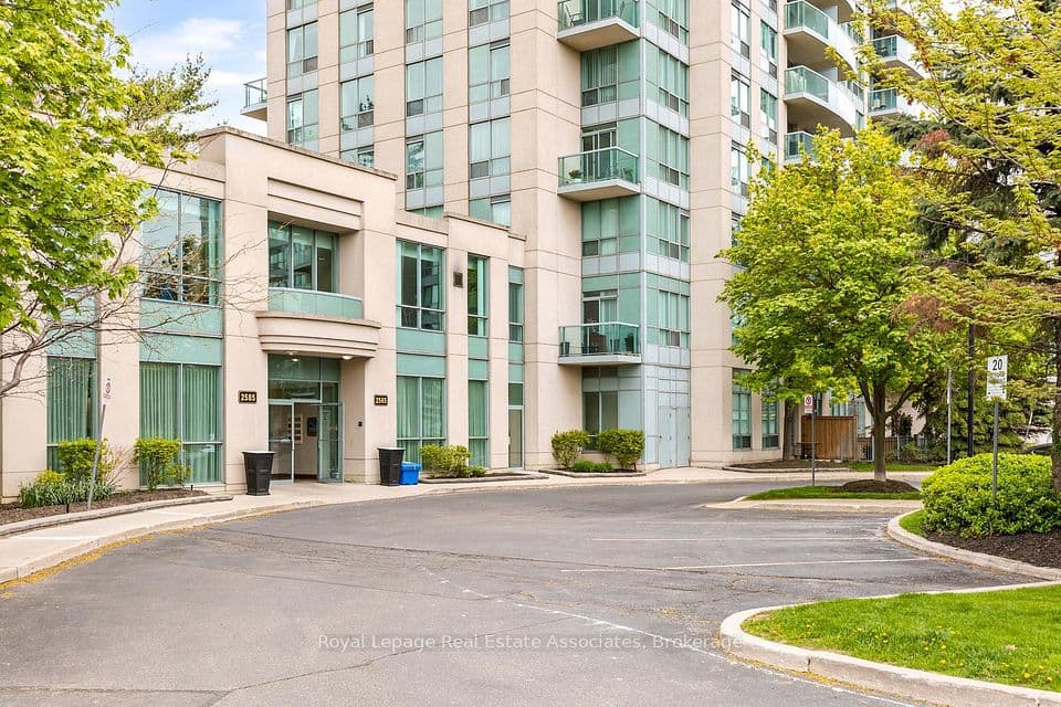 2565 Erin Centre Boulevard PH7, Mississauga, ON L5M 6Z8 – photo 3