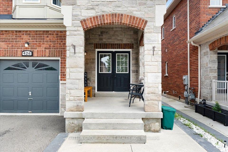 426 Bessborough Drive, Milton, ON L9T 8P8 – photo 2