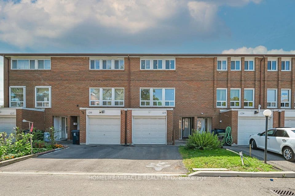 6466 Finch Avenue W 125, Toronto, ON M9V 1T4 – main photo