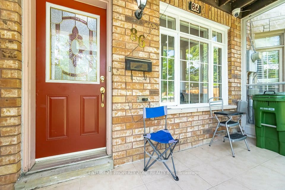 86 Rory Road, Toronto, ON M6L 3G1 – photo 3