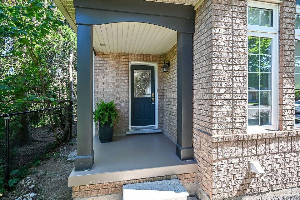 5660 Rosaline Road, Burlington, ON L7L 6T4 – photo 3