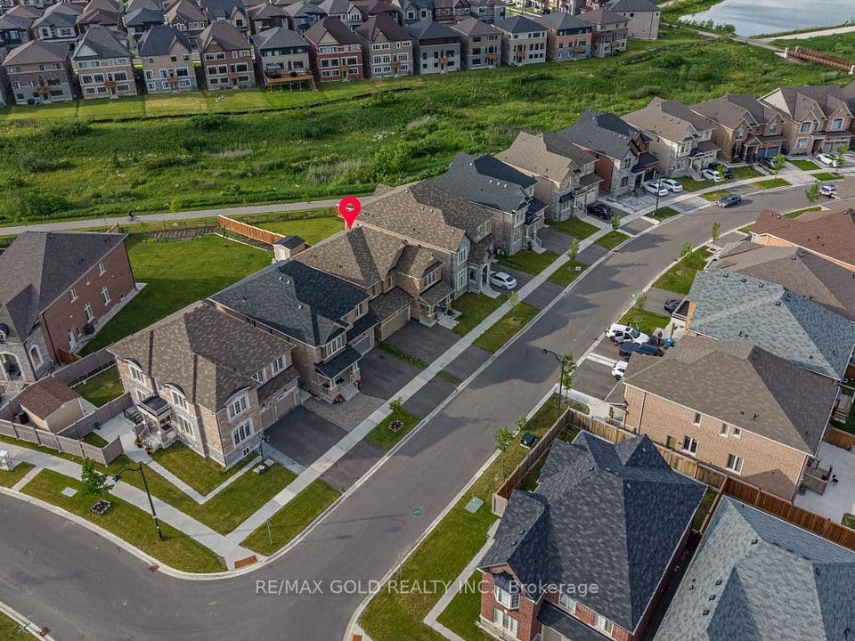 66 Puffin Crescent, Brampton, ON L6R 4C3 – main photo