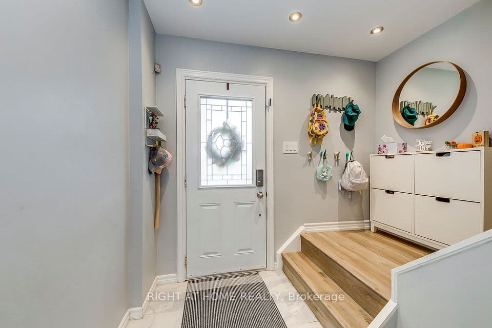 132 Ashton Crescent, Brampton, ON L6S 3J9 – photo 3